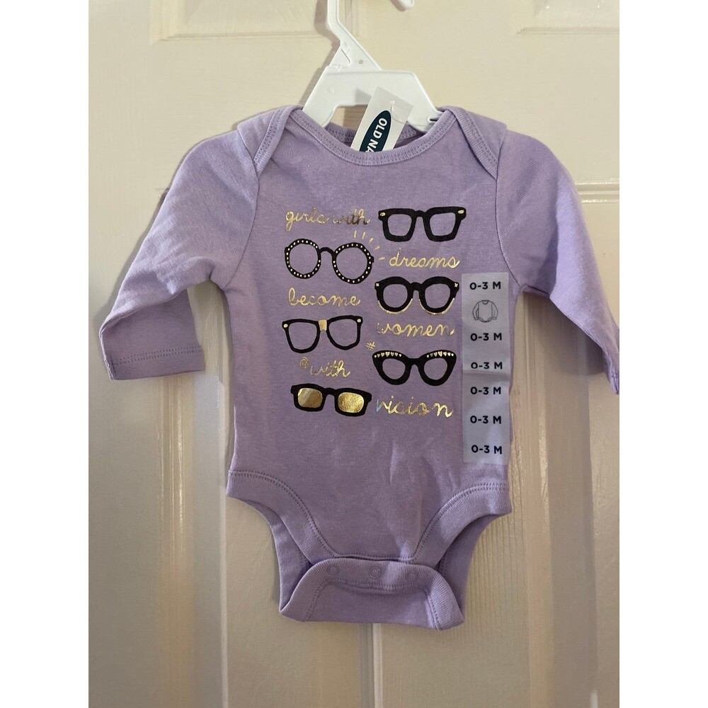 Infant Girls 0/3 Girls who Dream Become Women with Vision One piece long sleeve